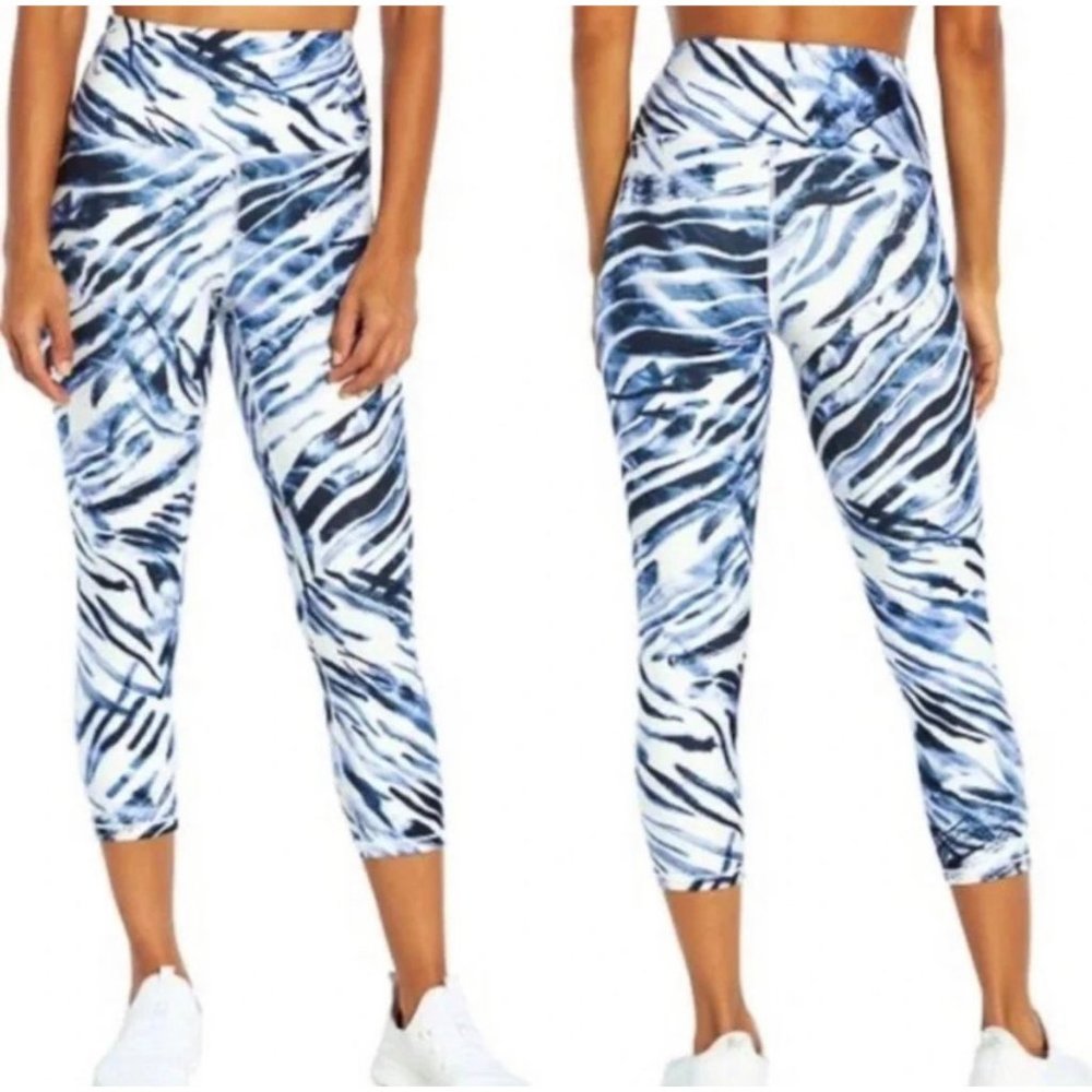 Leggings Balance Collection High Waisted Yoga Capri Cropped Leggings.